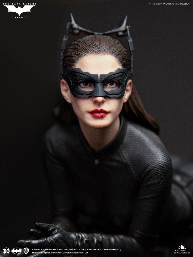 catwoman batpod statue